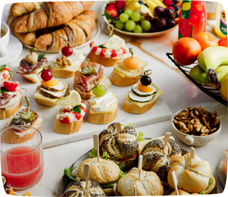 Catering in pogostitev za poslovne dogodke